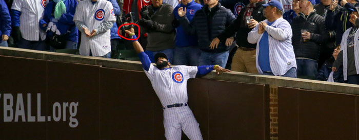 Cubs' right fielder Jason Heyward shows palm